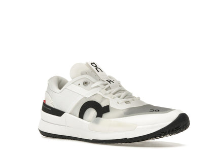 On The Roger Pro 2 Clay White Black (Women's)