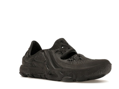 Nike ISPA Universal Black