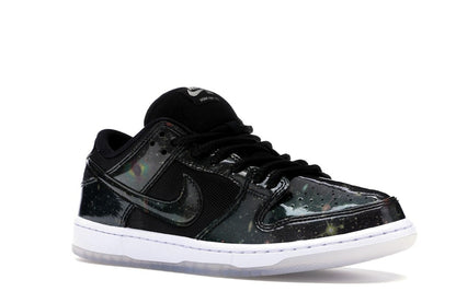 Nike SB Dunk Low 420 Intergalactic