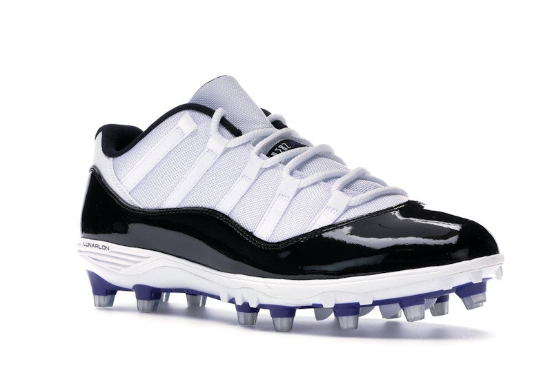 Jordan 11 Retro Low Cleat Concord