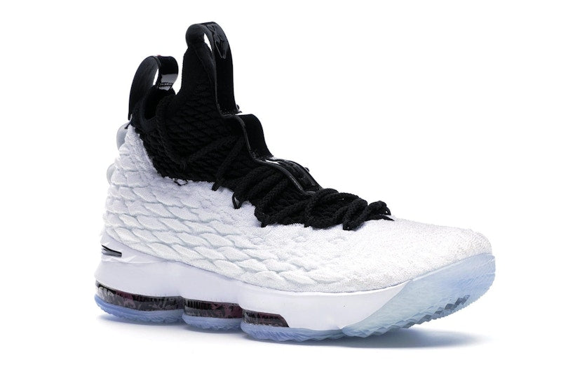 Nike LeBron 15 Graffiti