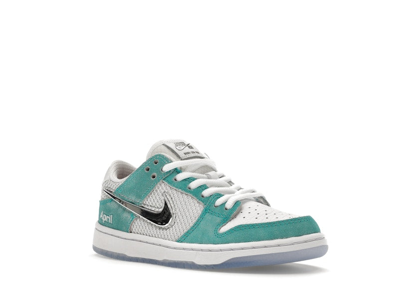 Nike SB Dunk Low April Skateboards (PS)