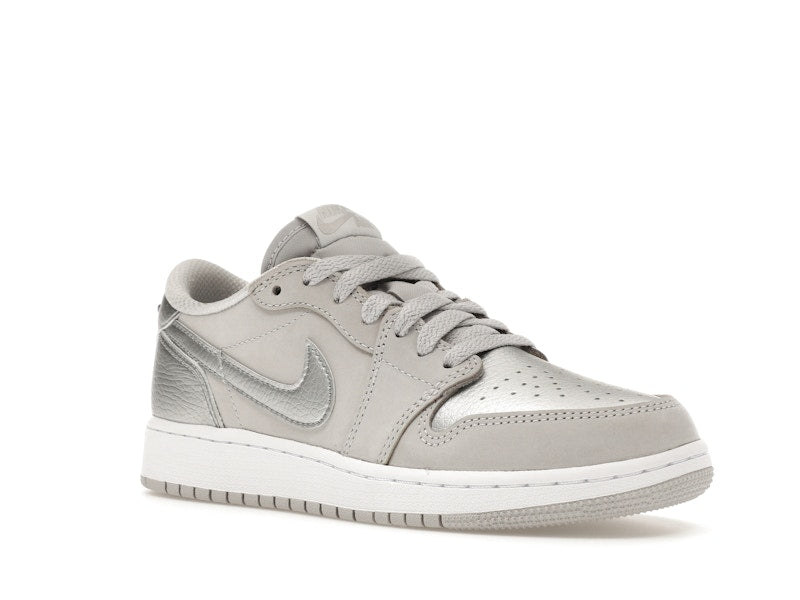 Jordan 1 Low OG Metallic Silver (GS)