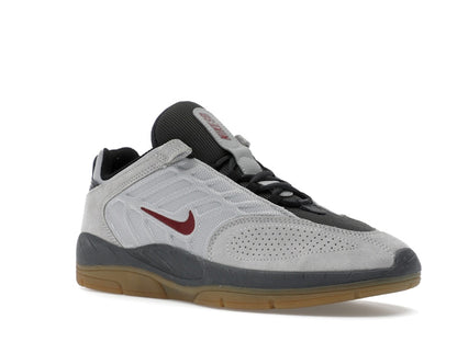 Nike SB Vertebrae Light Smoke Grey Dark Smoke Grey Black Dark Team Red
