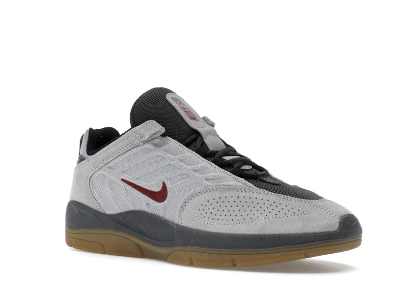 Nike SB Vertebrae Light Smoke Grey Dark Smoke Grey Black Dark Team Red