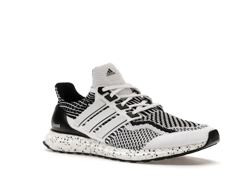 adidas Ultra Boost 5.0 DNA Cloud White Black
