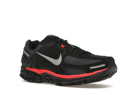 Nike Zoom Vomero 5 Black Metallic University Red