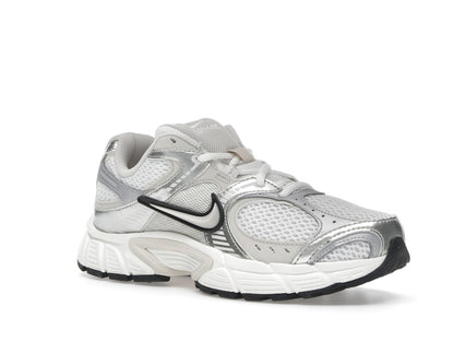 Nike V5 RNR Sail Light Orewood Brown (Women's)