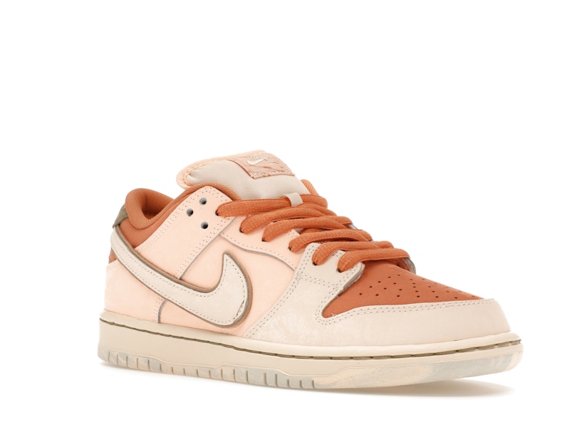 Nike SB Dunk Low Trocadéro Gardens