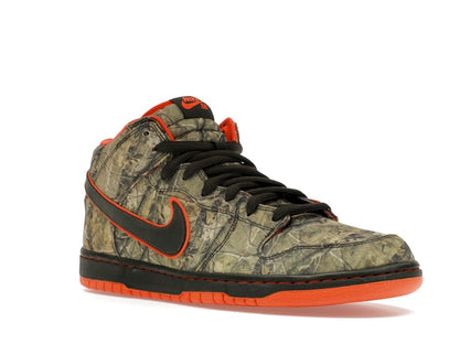 Nike SB Dunk Mid Real Tree Camo