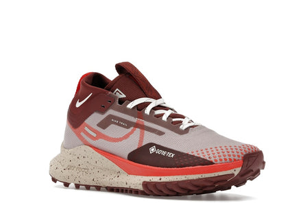 Nike React Pegasus Trail 4 Gore-Tex Diffused Taupe Dark Pony Sail Picante Red (Women's)