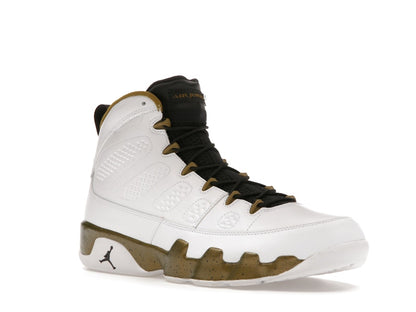Jordan 9 Retro Statue