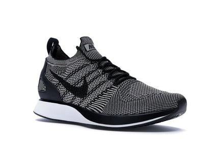 Nike Mariah Flyknit Racer Pale Grey Solar Red