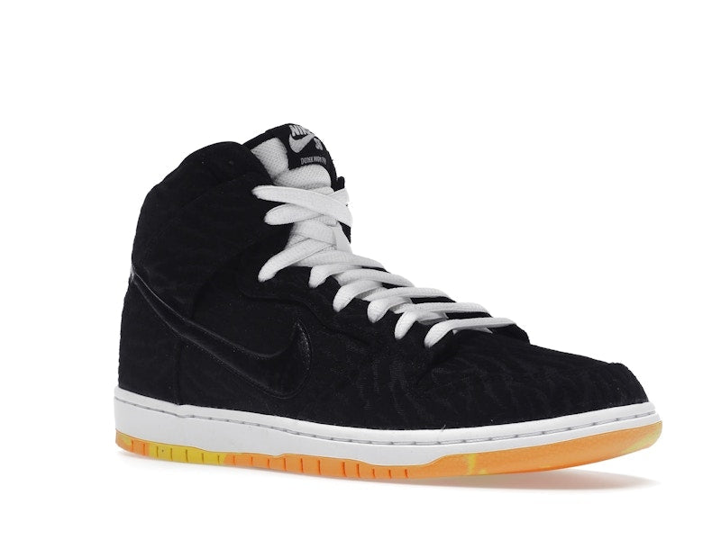 Nike SB Dunk High Skunk