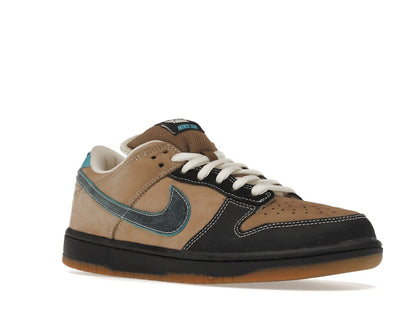 Nike SB Dunk Low Slam City