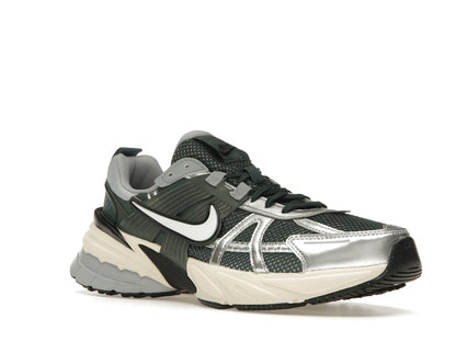 Nike V2K Run Vintage Green