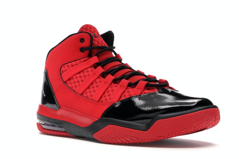 Jordan Max Aura Red Black