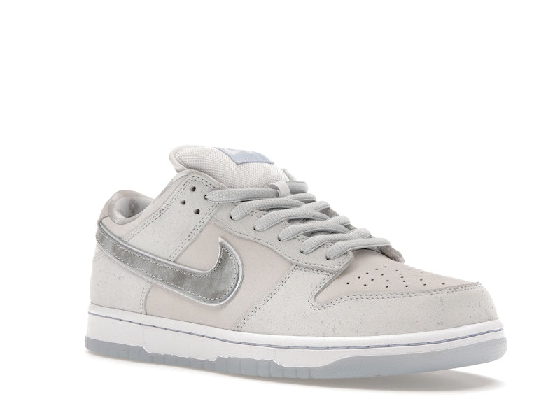 Nike SB Dunk Low White Lobster (Friends and Family)