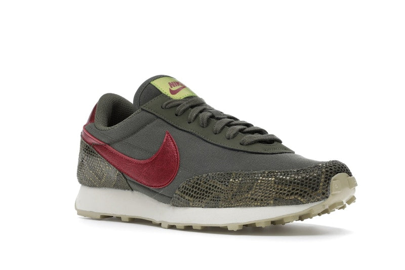 Nike Daybreak Medium Olive Worn Brick (Women's)
