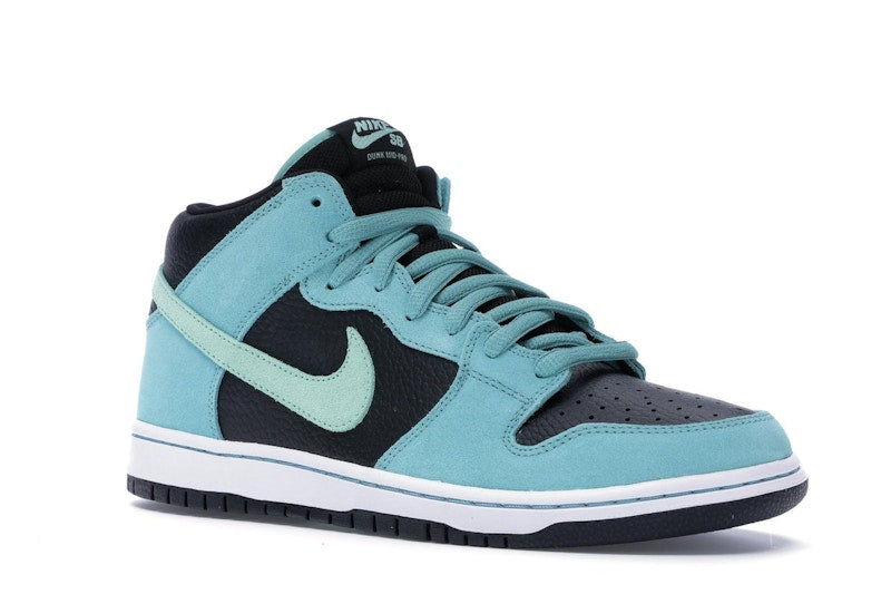 Nike SB Dunk Mid Sea Crystal