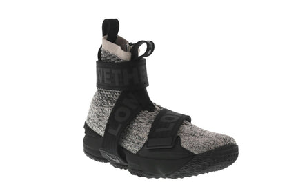 Nike LeBron 15 Lifestyle KITH Concrete
