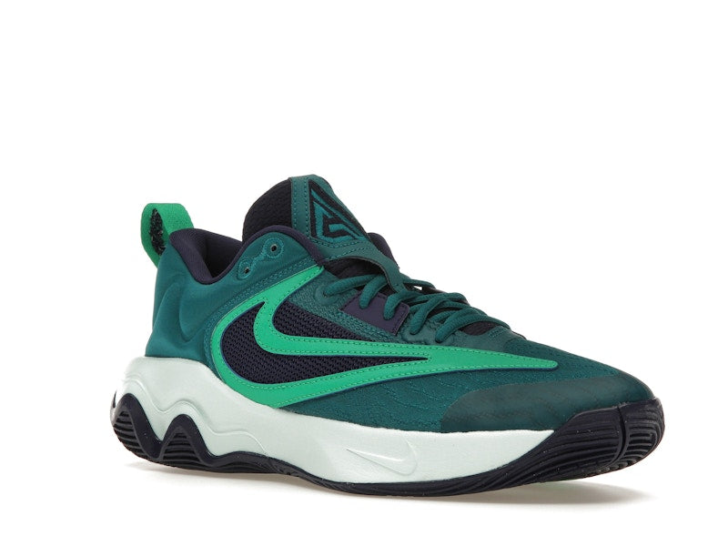 NIke Giannis Immortality 3 Geode Teal Purple
