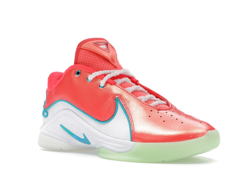 Nike LeBron 22 Christmas