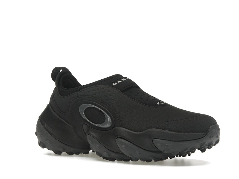 Oakley Edge Icon Slip On Black