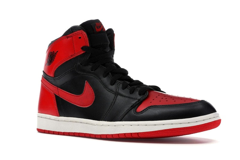 Jordan 1 Retro Bred (2001)