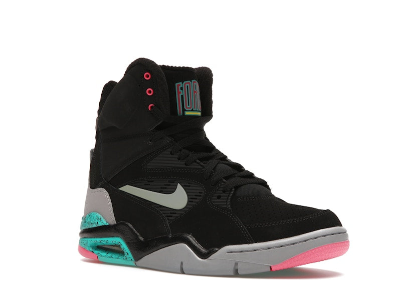 Nike Air Command Force Spurs