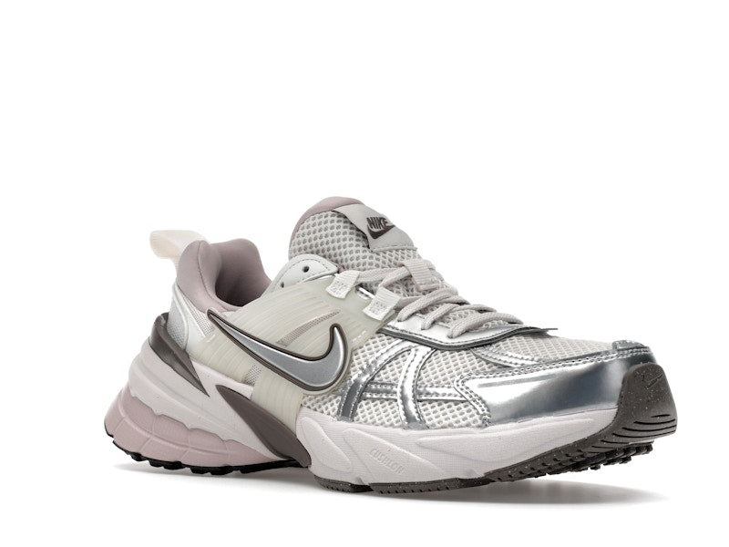 Nike V2K Run Platinum Tint Summit White Cave Stone Metallic Silver (Women's)