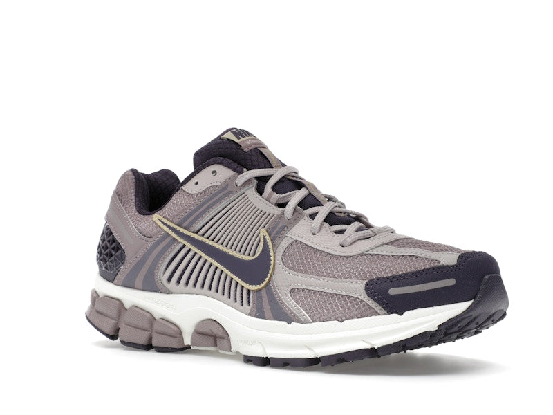 Nike Zoom Vomero 5 Platinum Violet