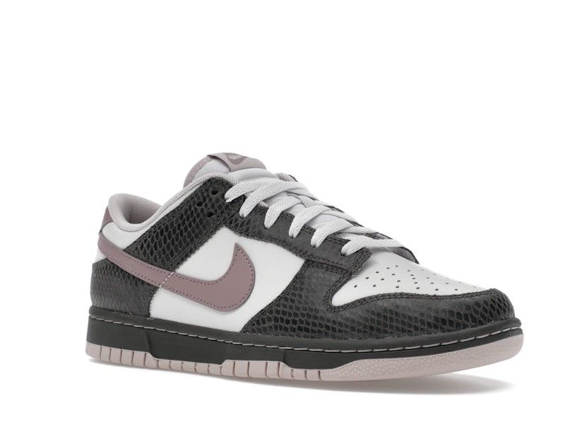 Nike Dunk Low SE Medium Ash Violet Snakeskin