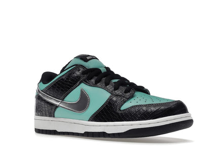 Nike SB Dunk Low Diamond Supply Co.