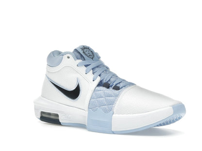 Nike LeBron Witness 8 UNC