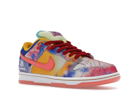 Nike SB Dunk Low Futura Laboratories Sunblush (Friends and Family)