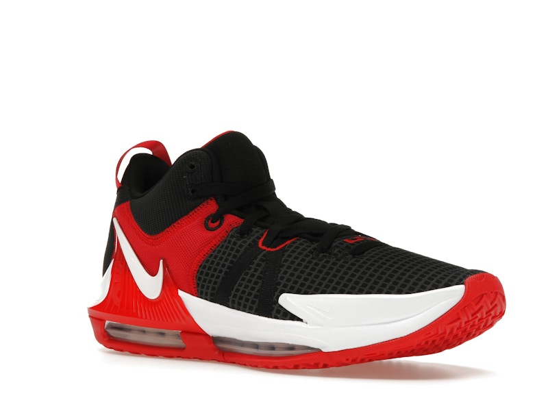 Nike LeBron Witness 7 Bred