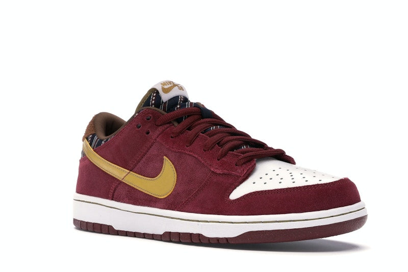 Nike SB Dunk Low Anchorman