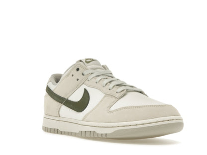 Nike Dunk Low Leaf Veins