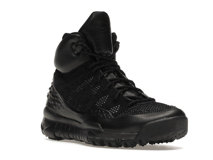 Nike Lupinek Flyknit Triple Black