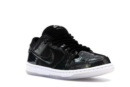 Nike SB Dunk Low 420 Intergalactic