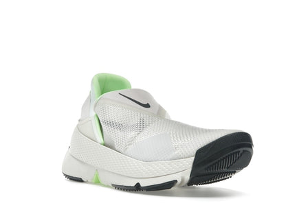 Nike Go FlyEase Ghost Green (Women's)