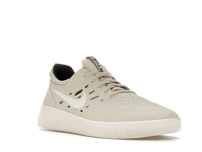 Nike SB Nyjah Free Beach