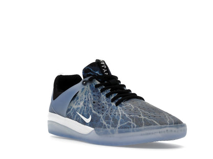 Nike SB Zoom Nyjah 3 Trouble at Home