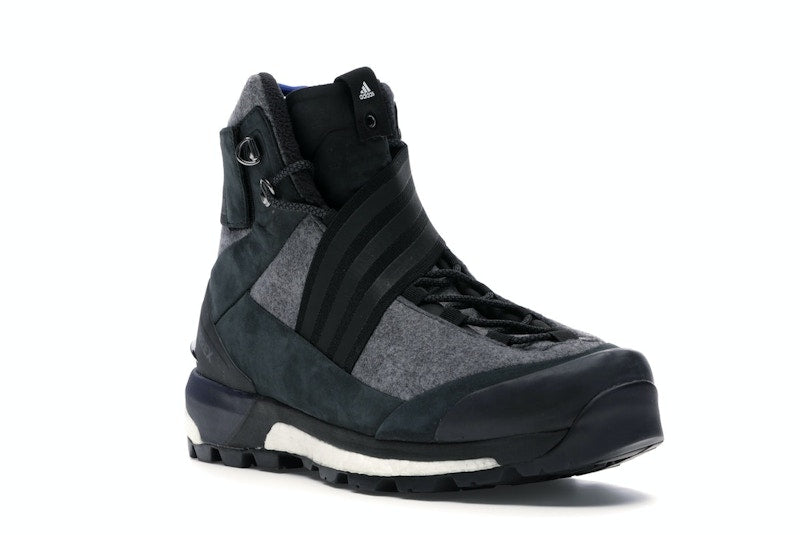 adidas Terrex Tracefinder Xhibition