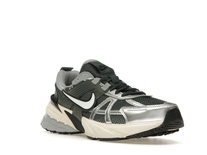 Nike V2K Run Vintage Green