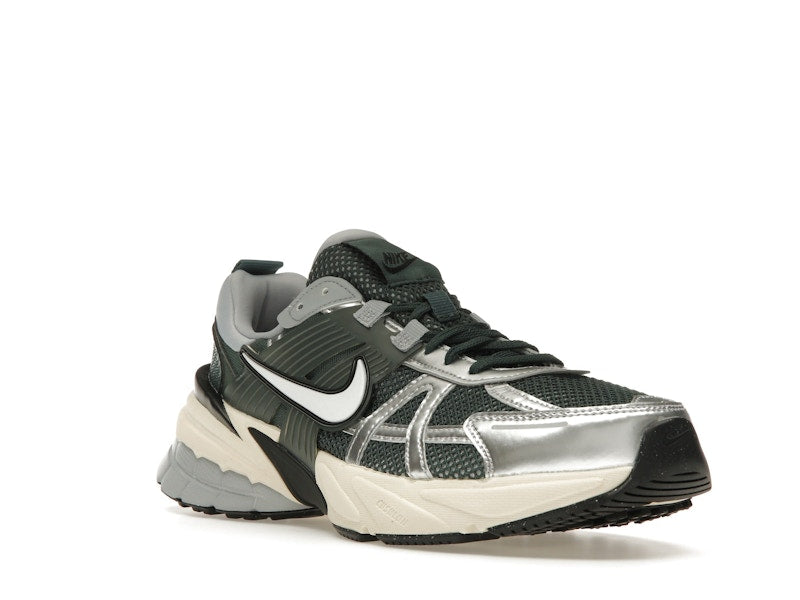 Nike V2K Run Vintage Green