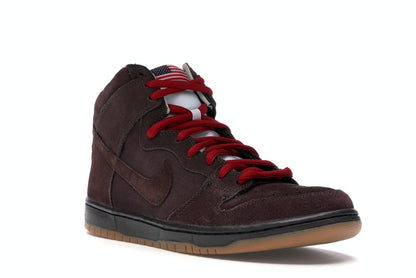 Nike SB Dunk High Budweiser
