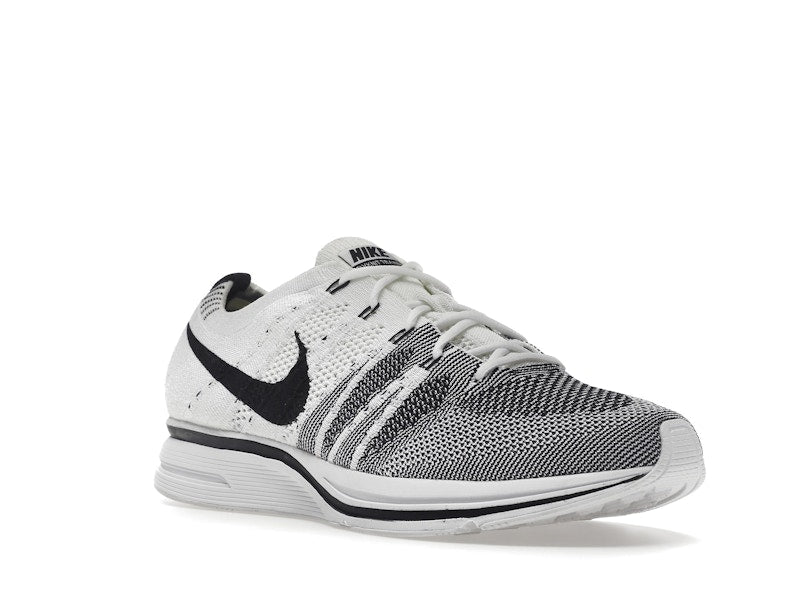Nike Flyknit Trainer White Black