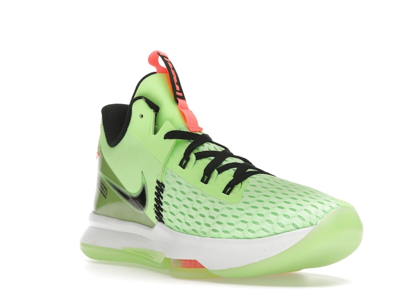 Nike LeBron Witness 5 Grinch